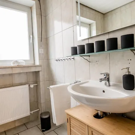 Janu-homes - 4 - 7 Betten, Lahnblick Vom Rheinberg Διαμέρισμα