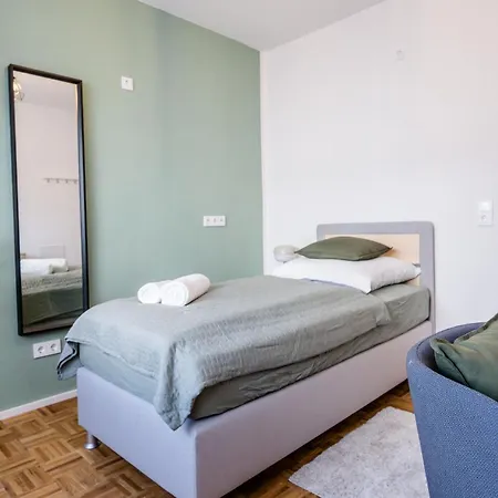 Janu-homes - 3 - 7 Betten, Lahnblick Vom Rheinberg شقة *